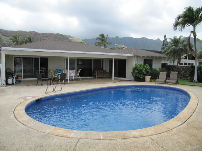 Foto del edificio - 553 Kumukahi Pl