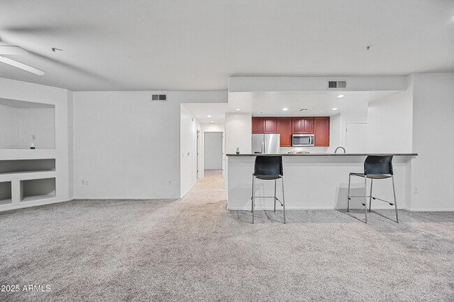 Foto del edificio - 705 W Queen Creek Rd