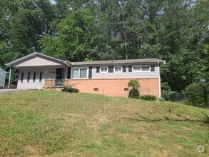 Building Photo - 903 Curleque Dr