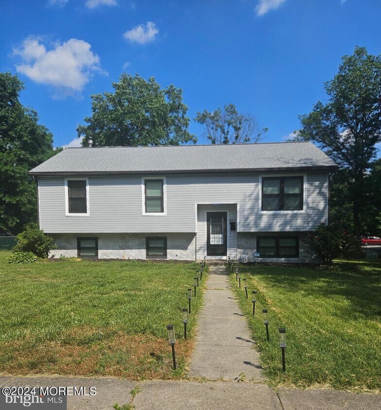 Primary Photo - 401 Chestnut Ave