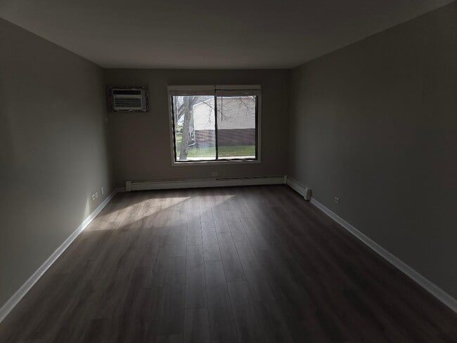 new waterproof high end vinyl - 400 Echo Ln