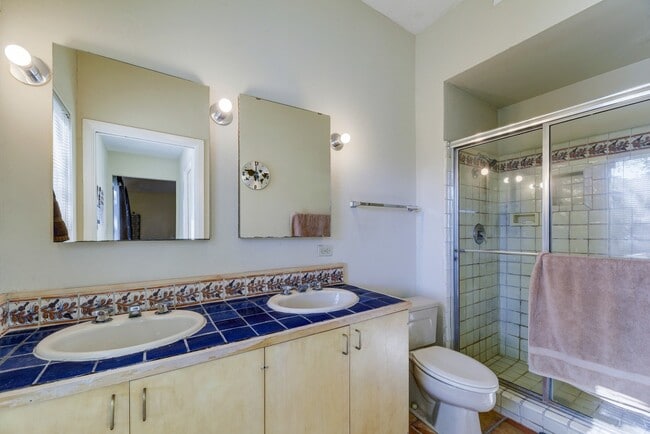 Foto del edificio - 2/2.5 Condo Right Near Hancock Center!