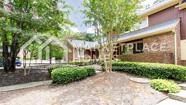 Building Photo - 18 Country Pl Ct