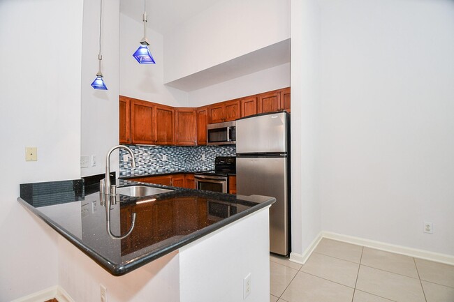 Building Photo - 2431 Dorrington St