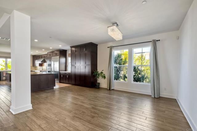 Building Photo - 888 Channel Island Dr