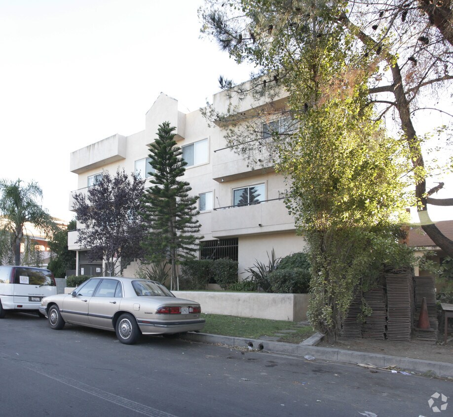 Building Photo - 6344 Denny Ave