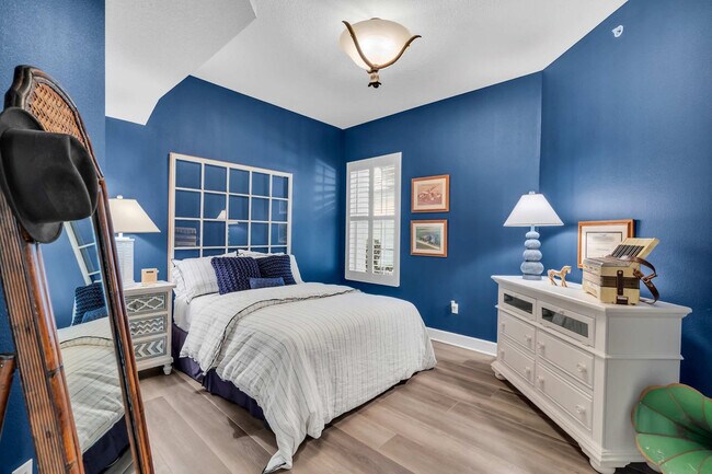Building Photo - 5204 Bouchard Cir