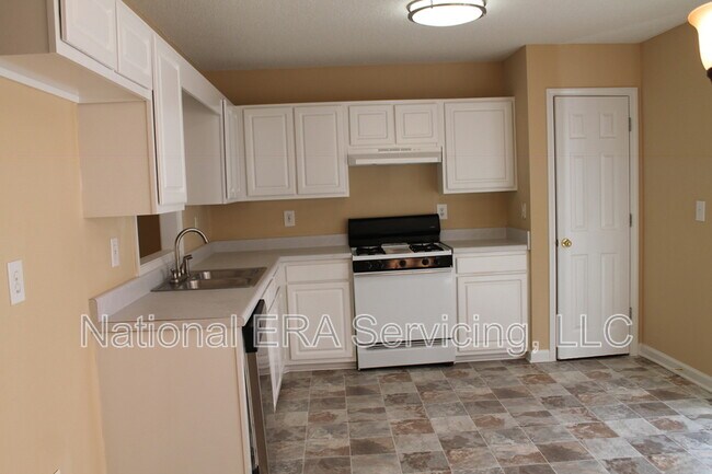 Foto del edificio - 344 Wesley Mill Pl