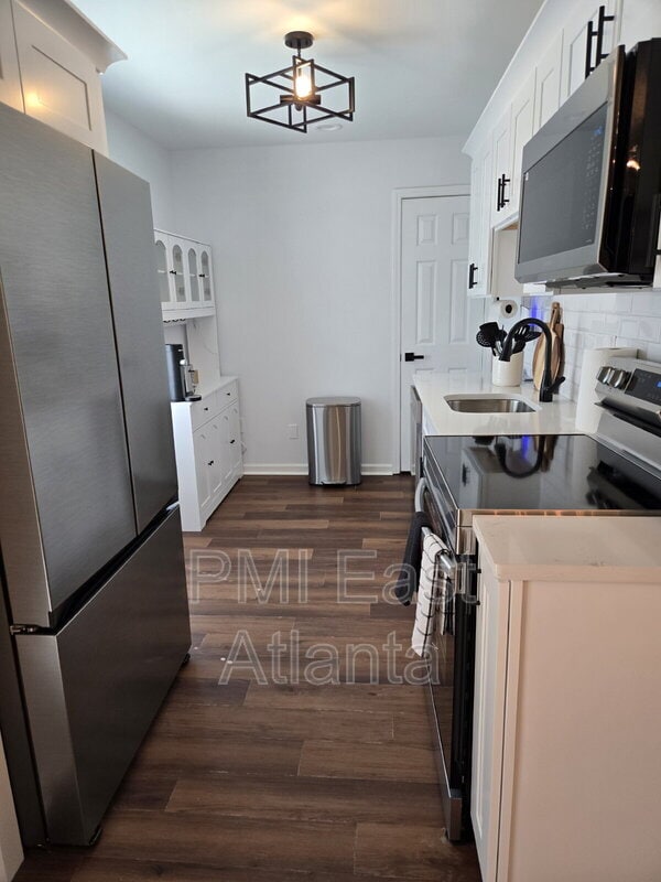 Foto del edificio - 6231 Arbor Links Rd