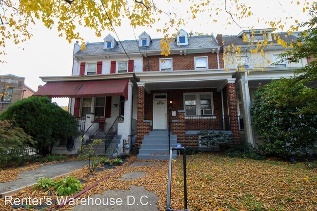 Foto del edificio - 4 br, 2.5 bath House - 312 Missouri Ave NW
