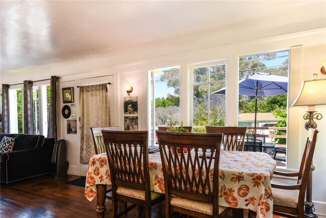 Foto del edificio - 3618 Jackdaw St