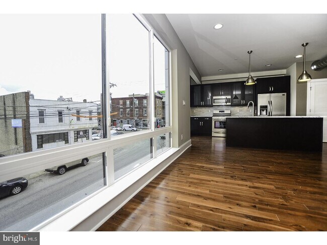 Building Photo - 2bd/2.5ba Northern Liberties Apartment w/ ...