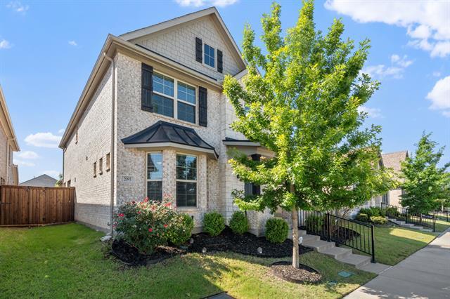 Building Photo - 2093 Almassera Dr