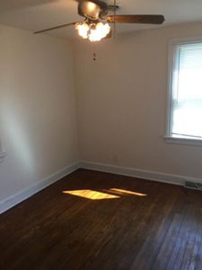 Foto del edificio - 2210 Shirleydale Ave