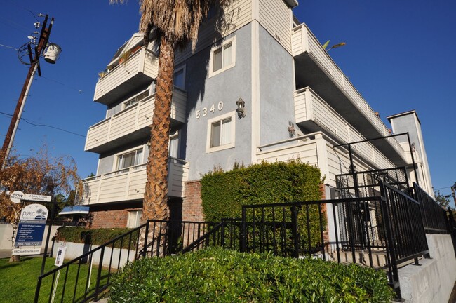 Building Photo - 5340 Whitsett Ave
