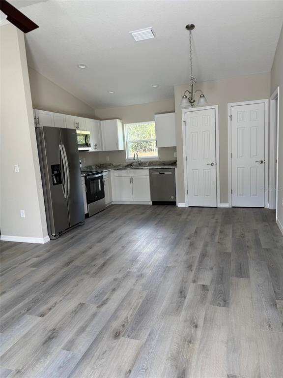 Foto del edificio - 9539 N Travis Dr