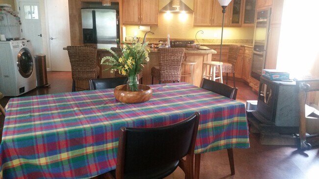 Safe And Sound Sober Women & Children's Home - 1776 Glenbrook Dr