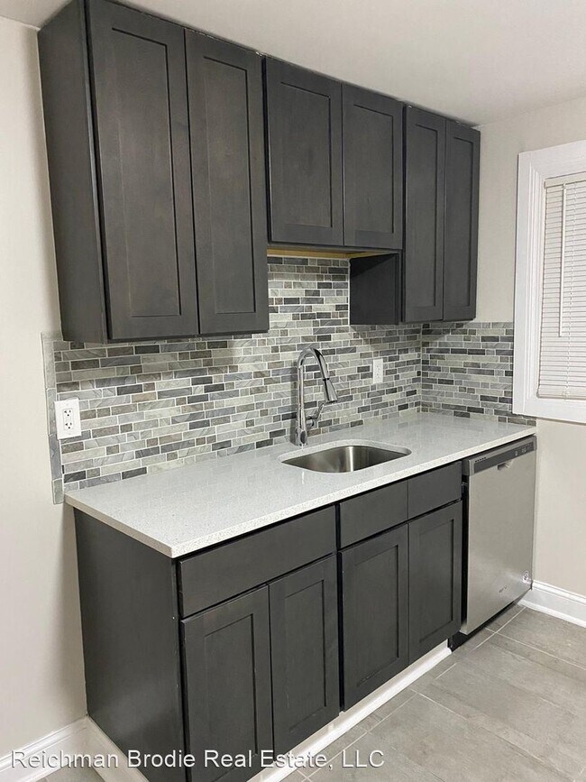 Foto del edificio - 3 br, 2 bath House - 280 Davenport Ave