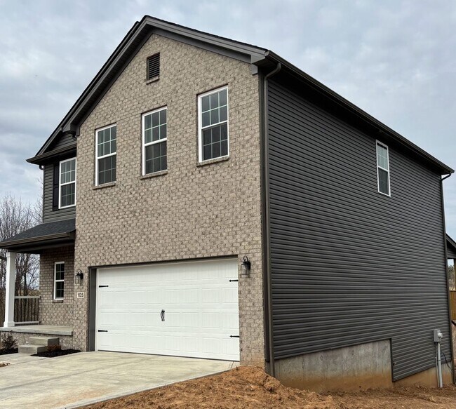 Foto del edificio - Move-In Ready! The Bedford Hill by Ball Homes is Calling!