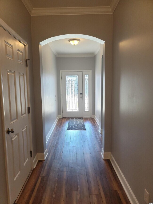 Building Photo - 3919 Briar Vista Dr