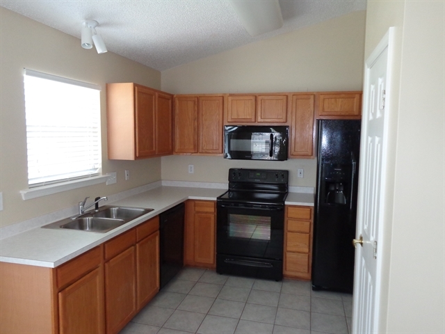 Building Photo - 10338 Cannarti Drive