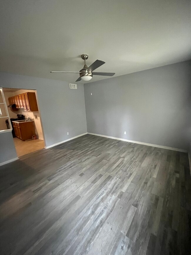 Building Photo - 4060 Elizabeth Park Ct