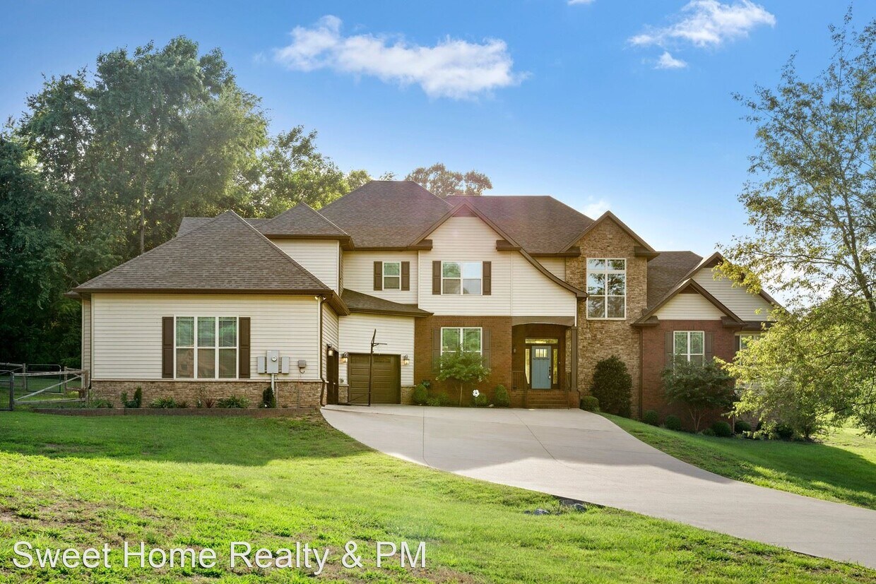 Foto principal - 4 br, 3.5 bath House - 918 North Countrywo...
