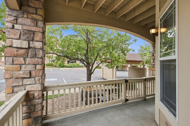 Building Photo - 9557 W San Juan Cir