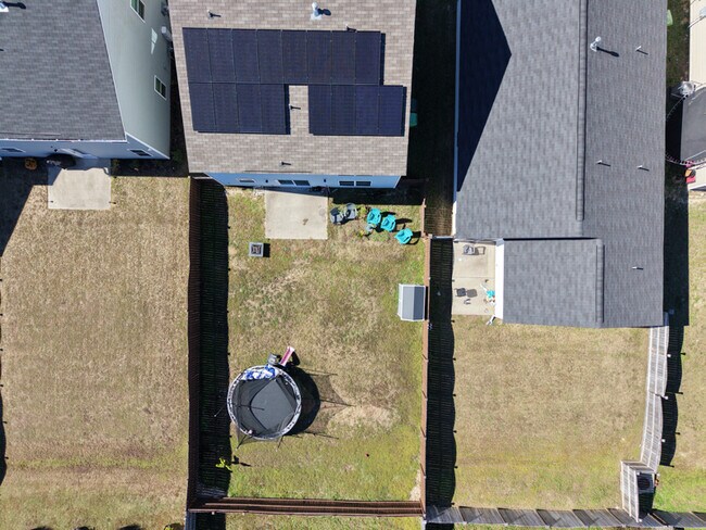 Foto del edificio - 212 Windfall Rd