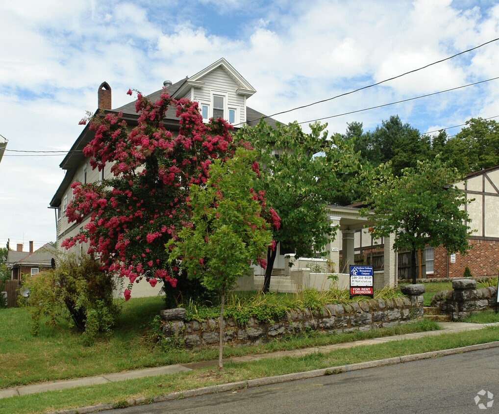 Foto del edificio - 422 Walnut Ave SE