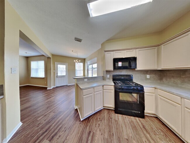 Foto del edificio - 9419 Stoneridge Canyon Ln