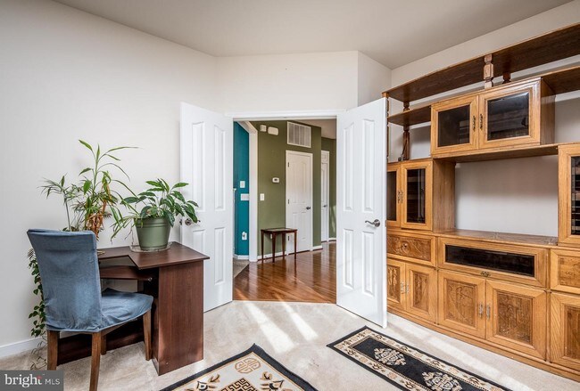 Building Photo - 38 Coachman Cir