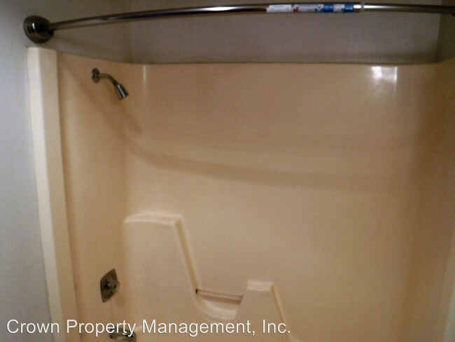 Foto del edificio - 3501 Manor Dr NE