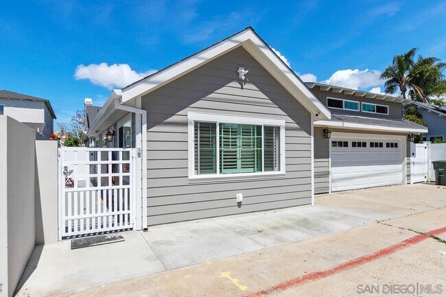 Building Photo - 525 C Ave