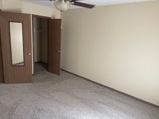 Foto del edificio - 108 W Olive St