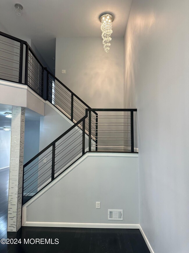 Foto del edificio - 36 Alpine Rd