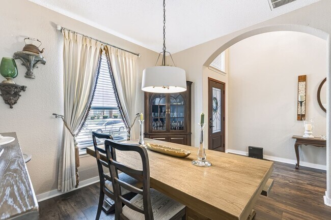 Foto del edificio - 7243 Chinquapin Dr