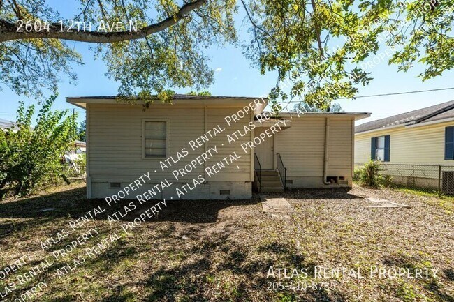 Foto del edificio - 2604 12th Ave N