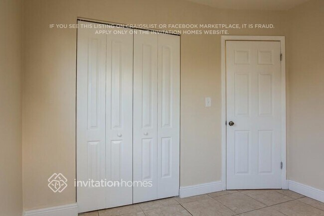 Foto del edificio - 1475 NW 195th St