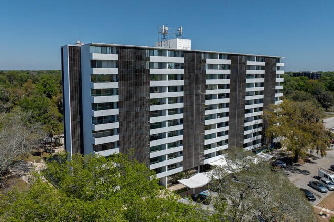 Foto del edificio - Riverton Tower Senior Center