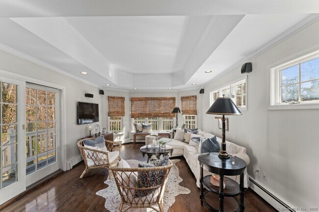 Foto del edificio - 14 Knollwood Dr