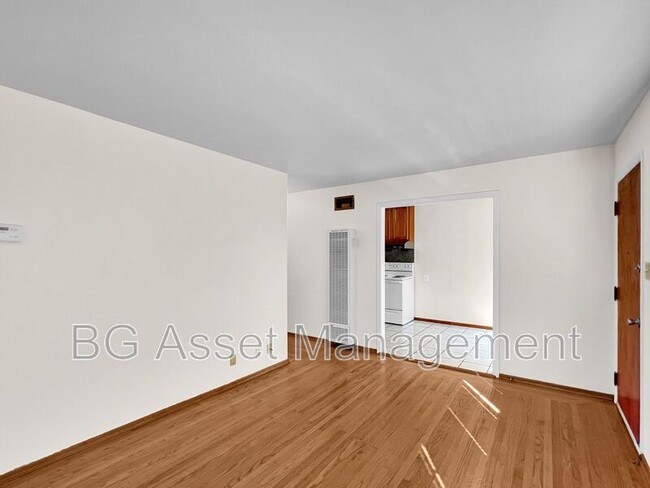 Building Photo - 3129 Carlson Blvd