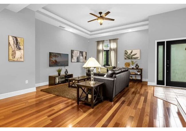 Foto del edificio - 14545 Damai Ln