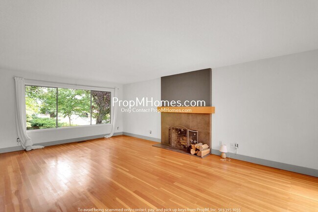 Foto del edificio - Beautiful Four Bedroom Escape in Palisades!