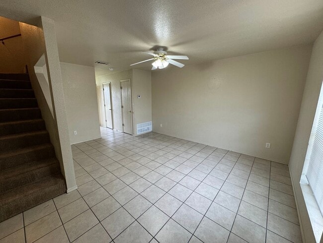 Building Photo - 4506 Deek Dr