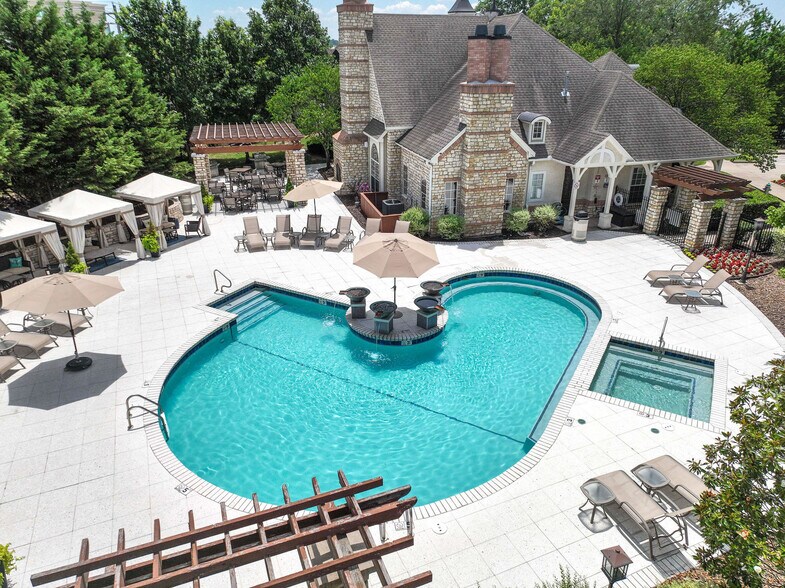 Stone Manor Apartments