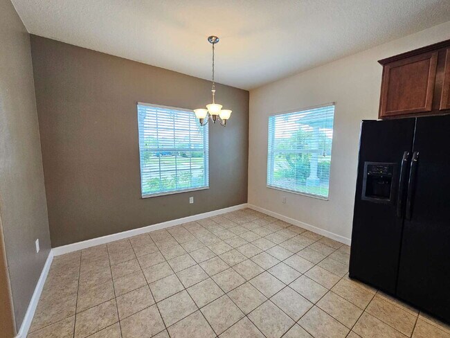 Building Photo - Spacious Phillips Landing Home w/ Walk-In ...
