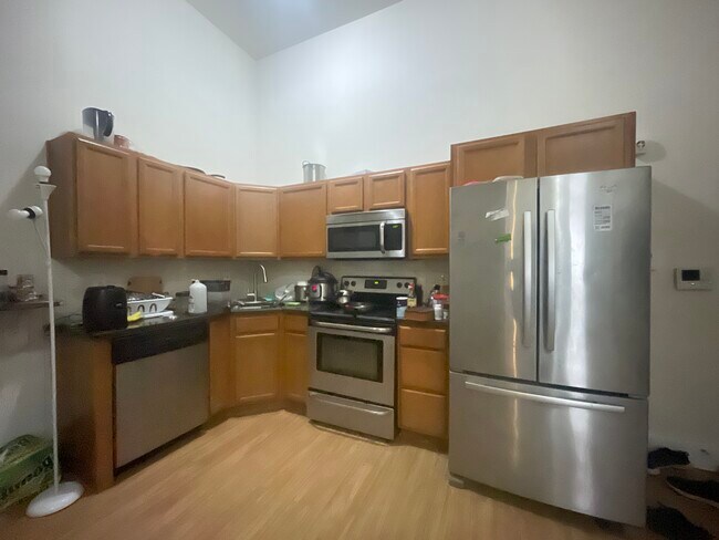 Foto del edificio - 3835-3837 Hamilton St