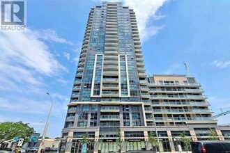 Building Photo - 30 Meadowglen Pl