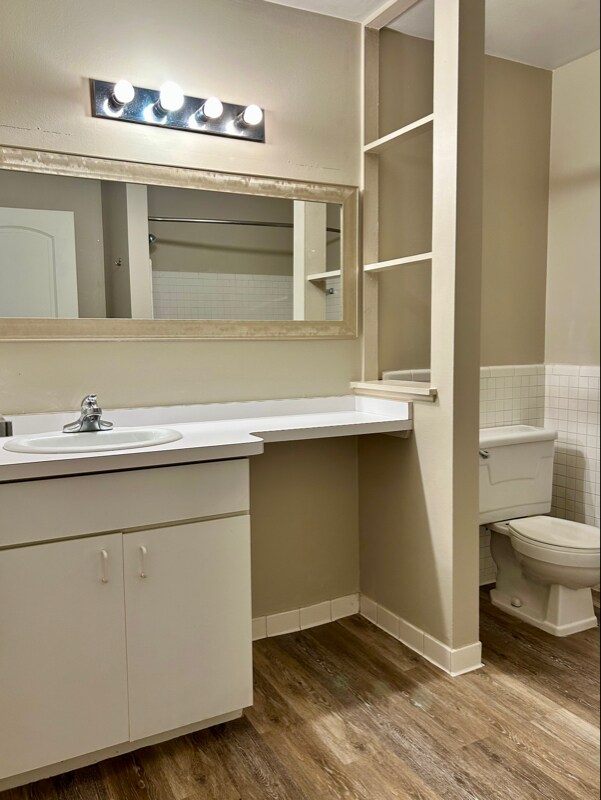 Foto del edificio - 426 N Fox Hills Dr